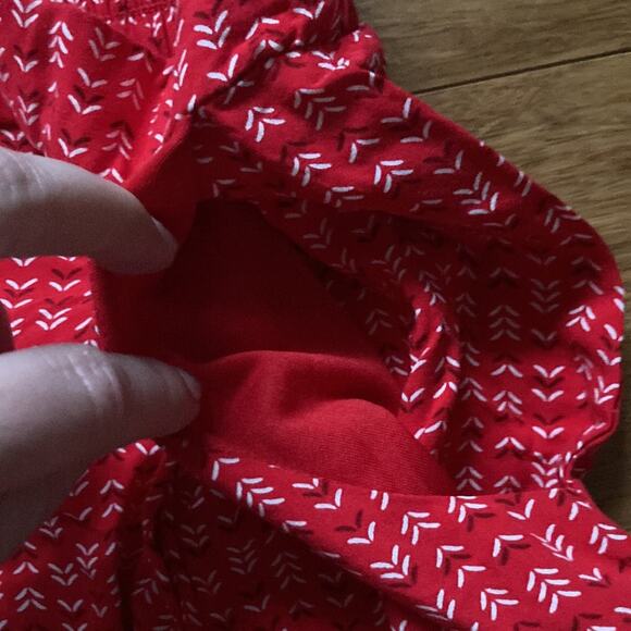 Old Navy Red Pull On Shorts, Size S - Picture 8 of 10